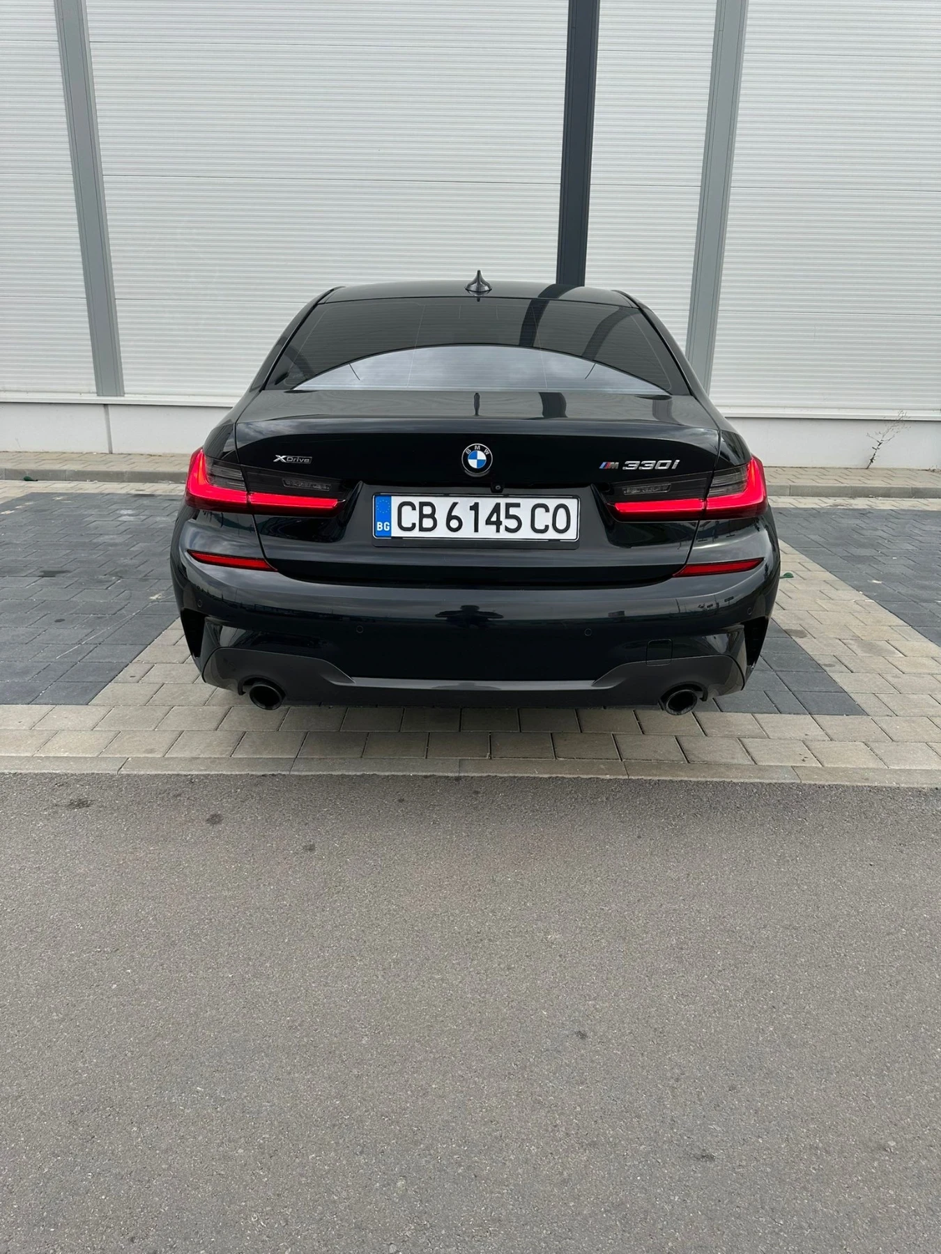 BMW 330 BMW 330i * xDrive * M-Pack - изображение 2