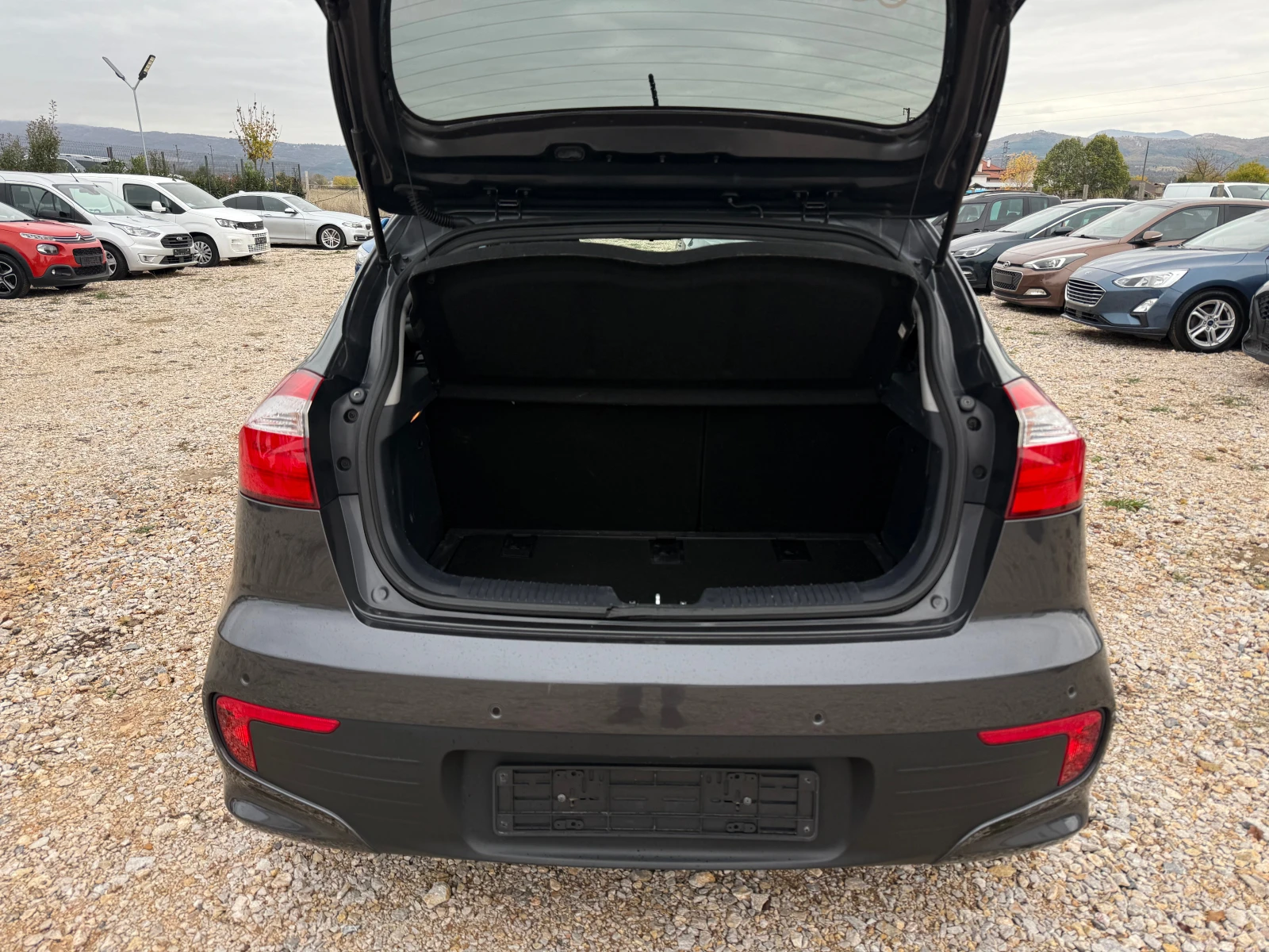 Kia Rio 1.4CRDi/Keyless Go/PDC/EURO6 | Mobile.bg   13