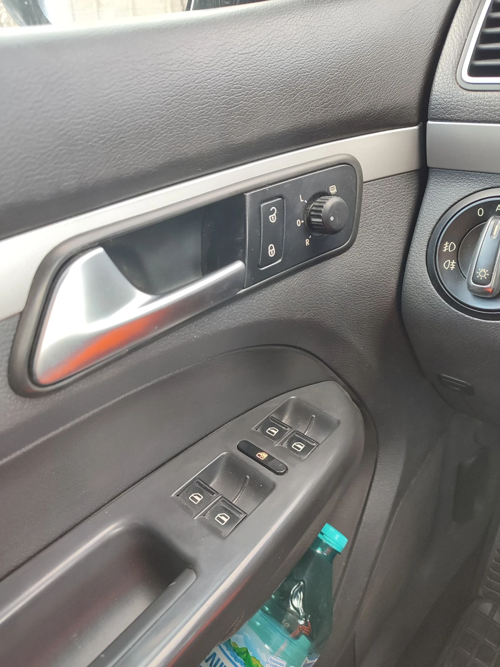 VW Touran 1.6 TDI 105 DSG ���������/����/����������/����� | Mobile.bg � ����������� 14