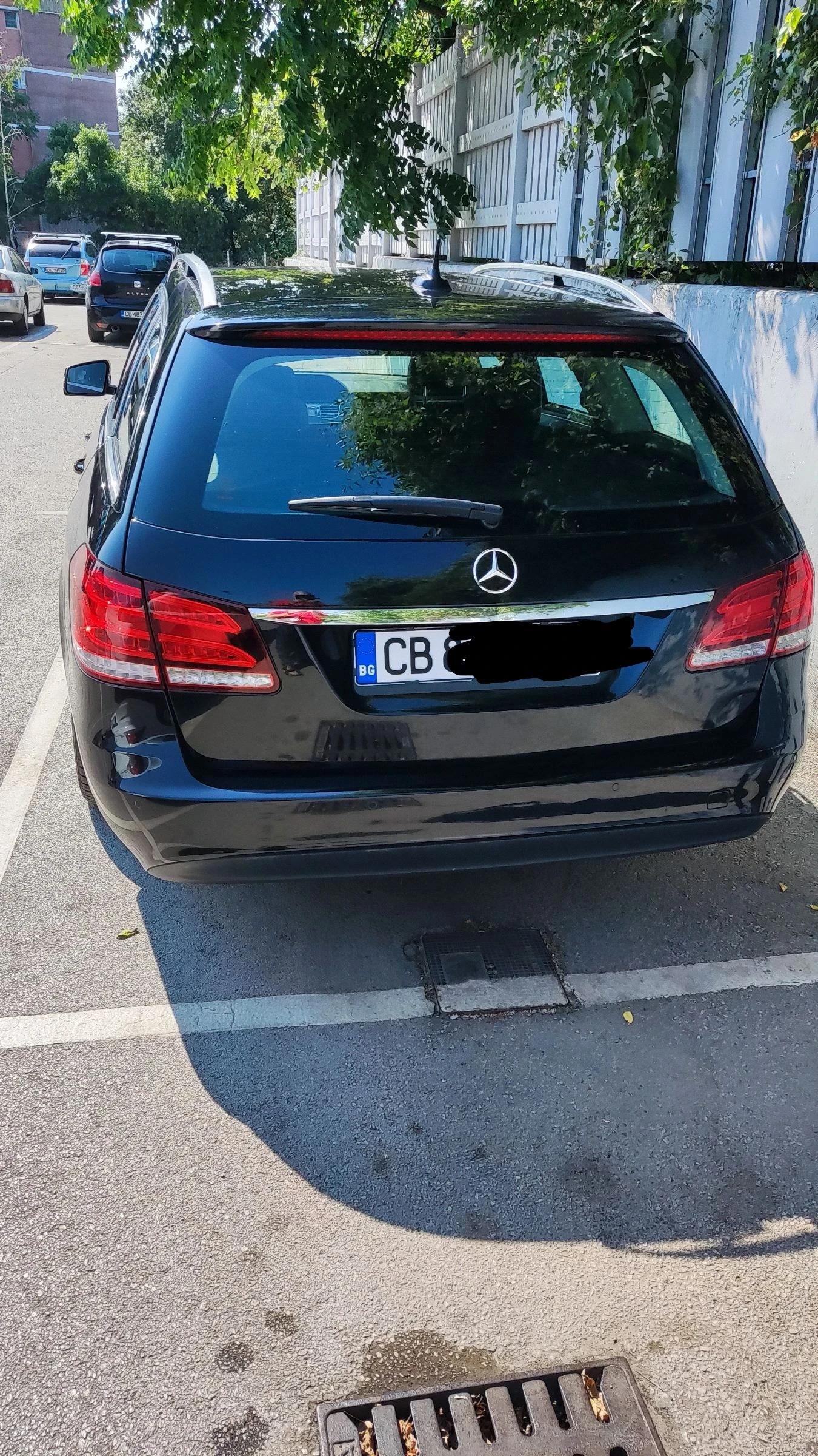 Mercedes-Benz E 200, снимка 9 - Автомобили и джипове - 53707855