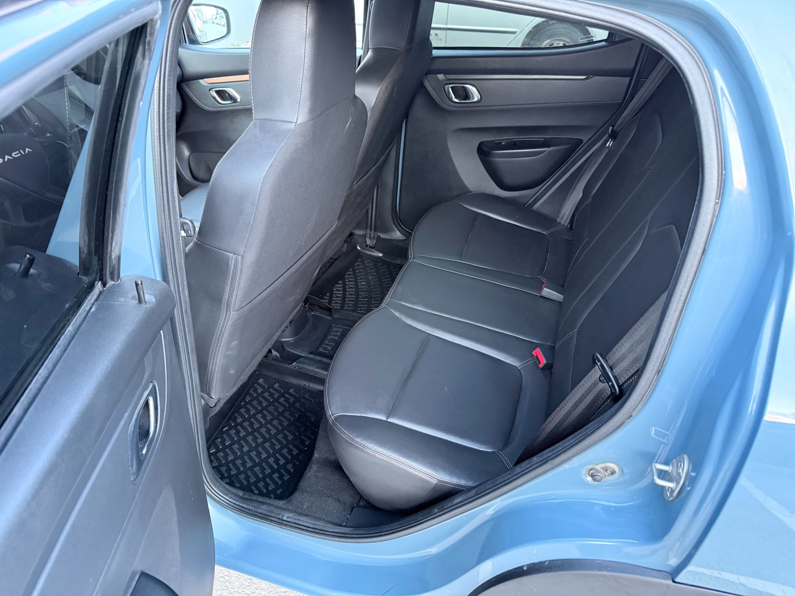 Dacia Spring EXTREME 65 CCS В ГАРАНЦИЯ, снимка 13 - Автомобили и джипове - 53990542