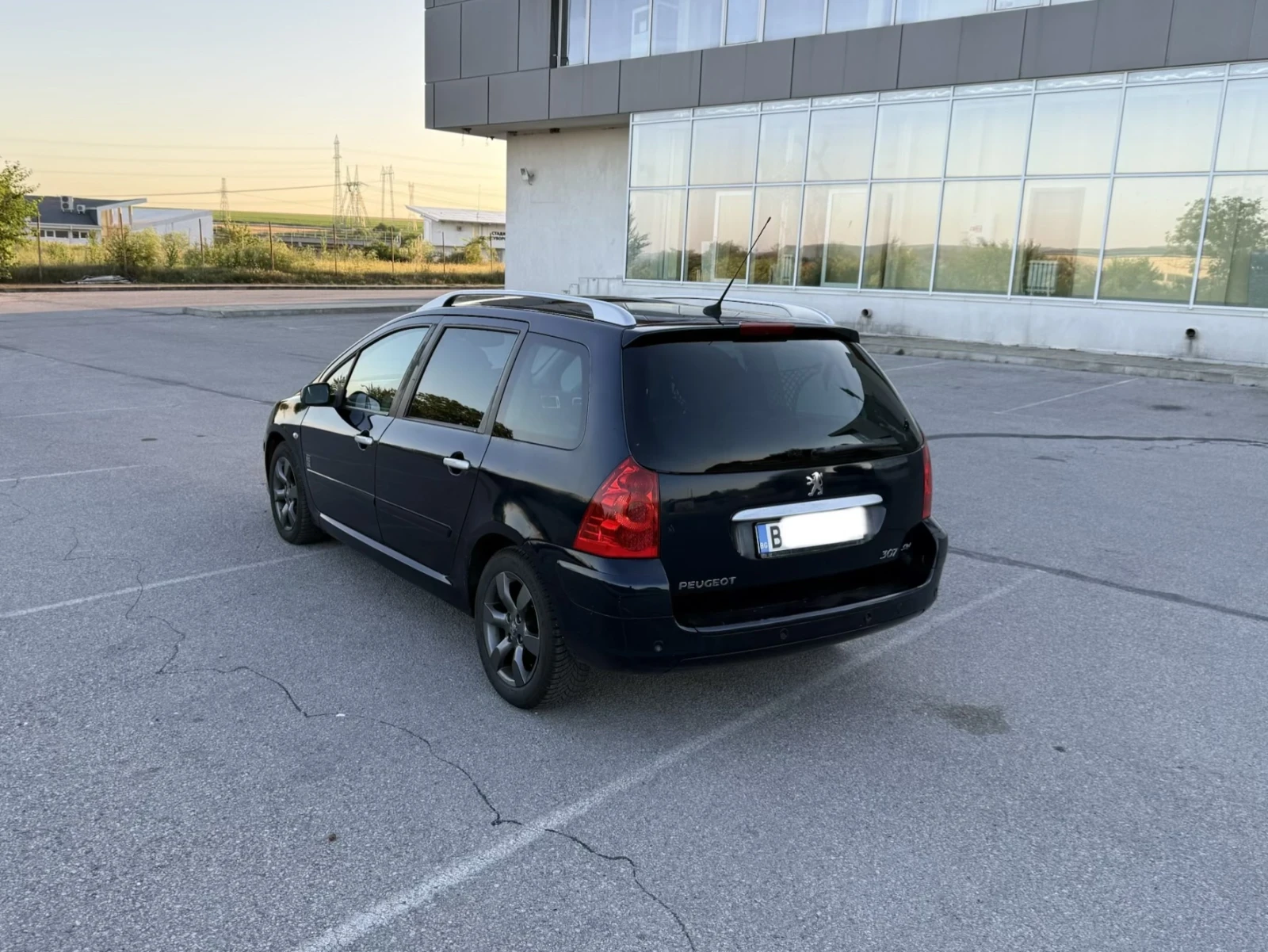 Peugeot 307 2.0HDi 7-местен , снимка 3 - Автомобили и джипове - 55003056