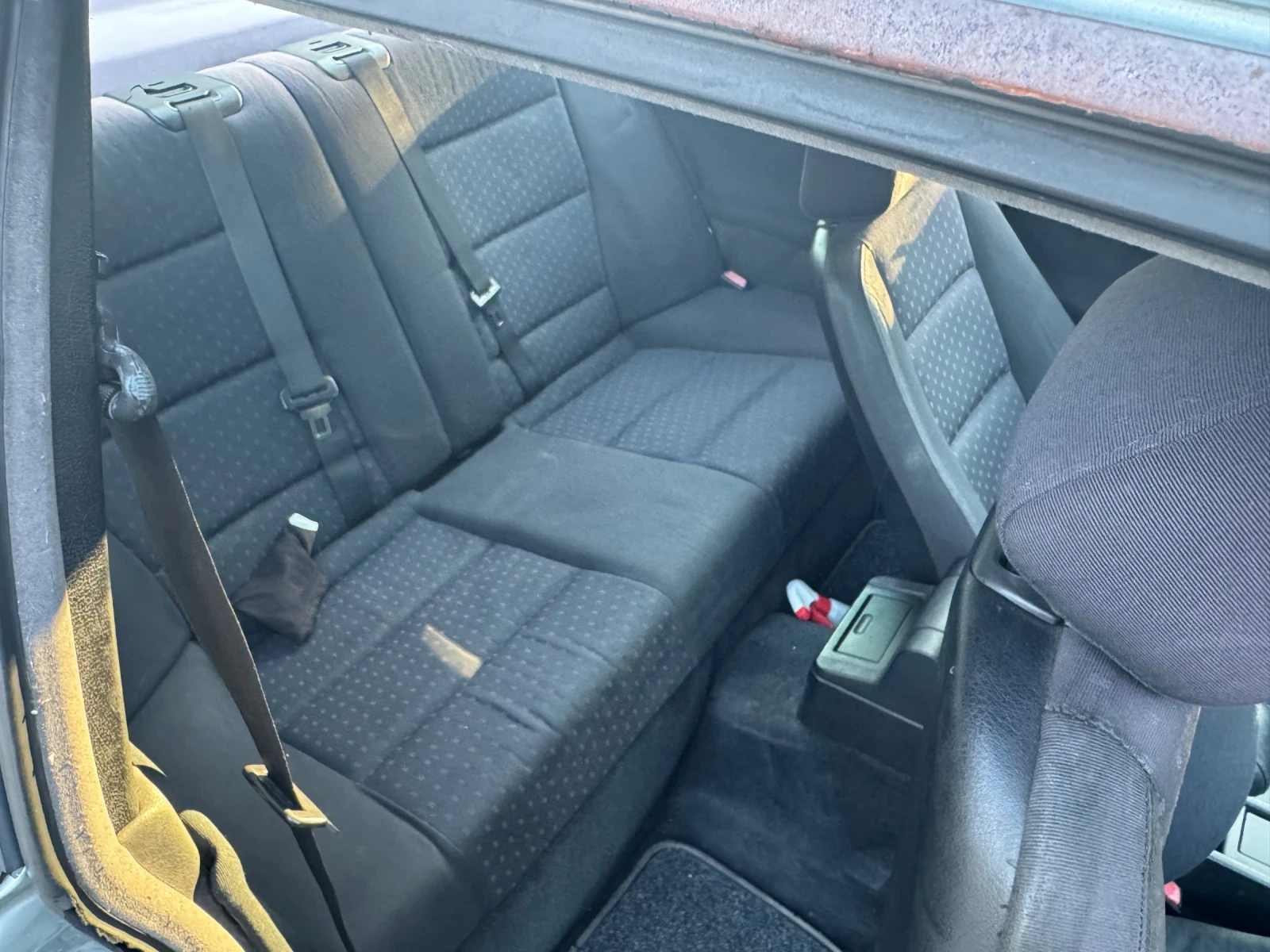 BMW 318 is Газов Инжекцион, снимка 11 - Автомобили и джипове - 55093180