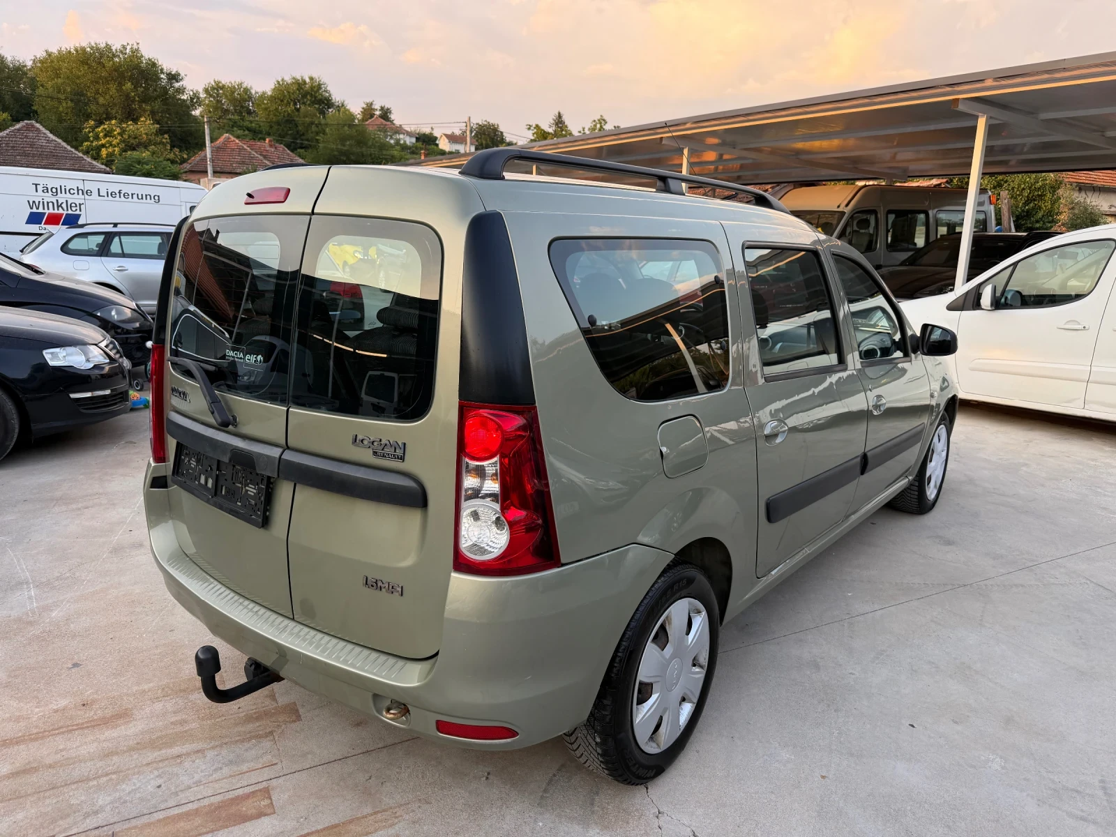 Dacia Logan 1.6MPI ЛИЗИНГ, снимка 3 - Автомобили и джипове - 55644085