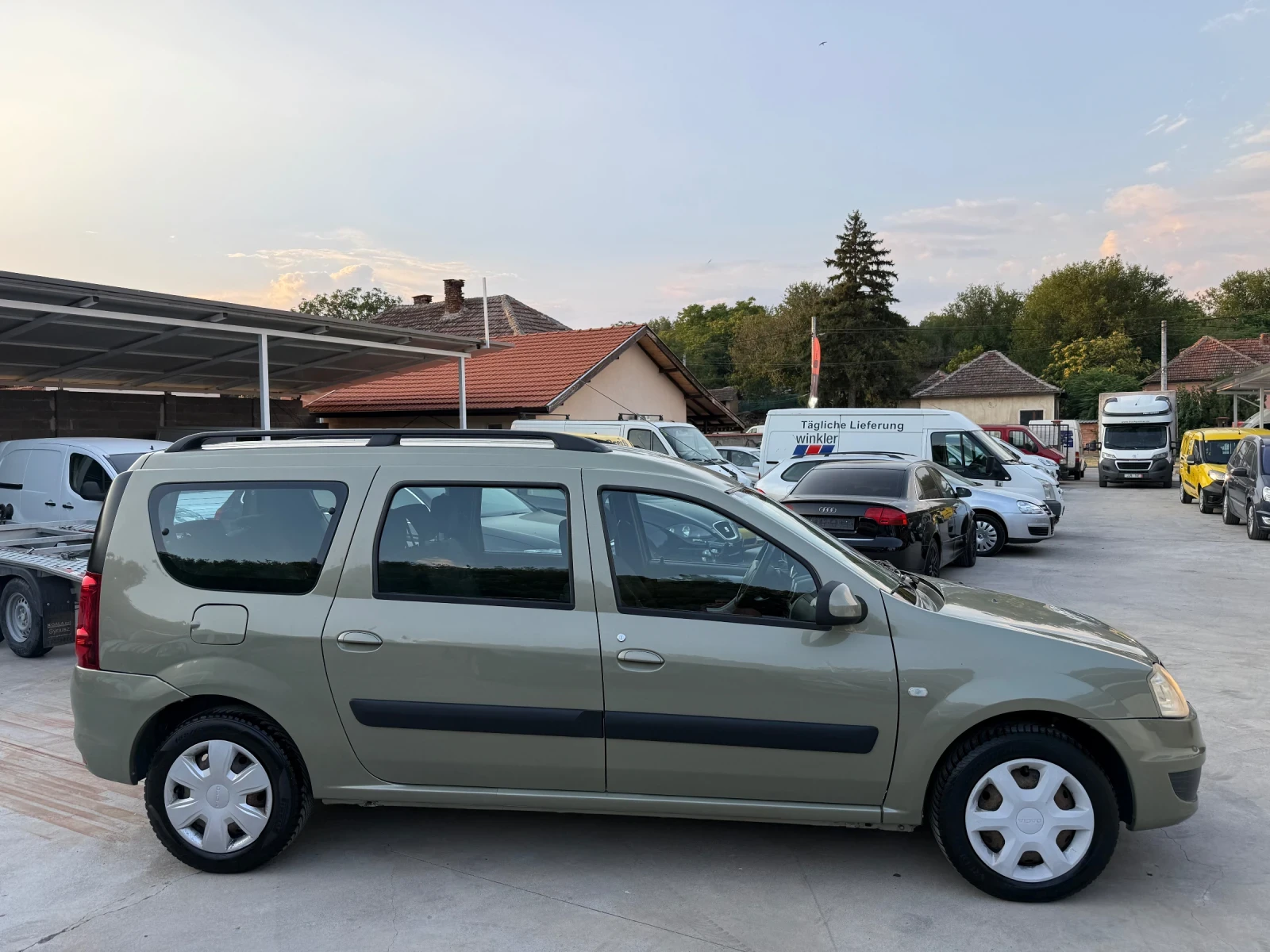 Dacia Logan 1.6MPI ЛИЗИНГ, снимка 2 - Автомобили и джипове - 55644085