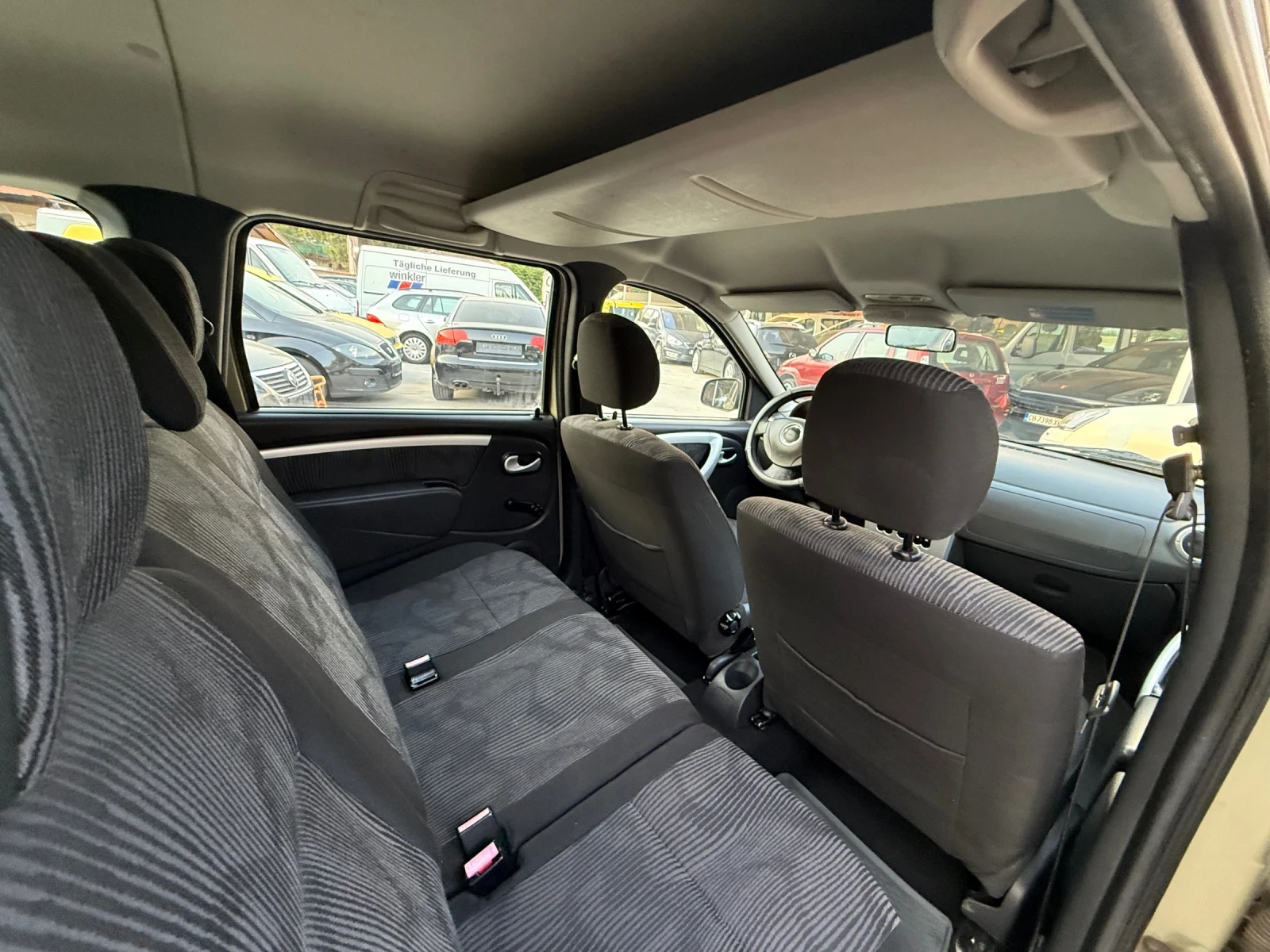 Dacia Logan 1.6MPI ЛИЗИНГ, снимка 17 - Автомобили и джипове - 55644085