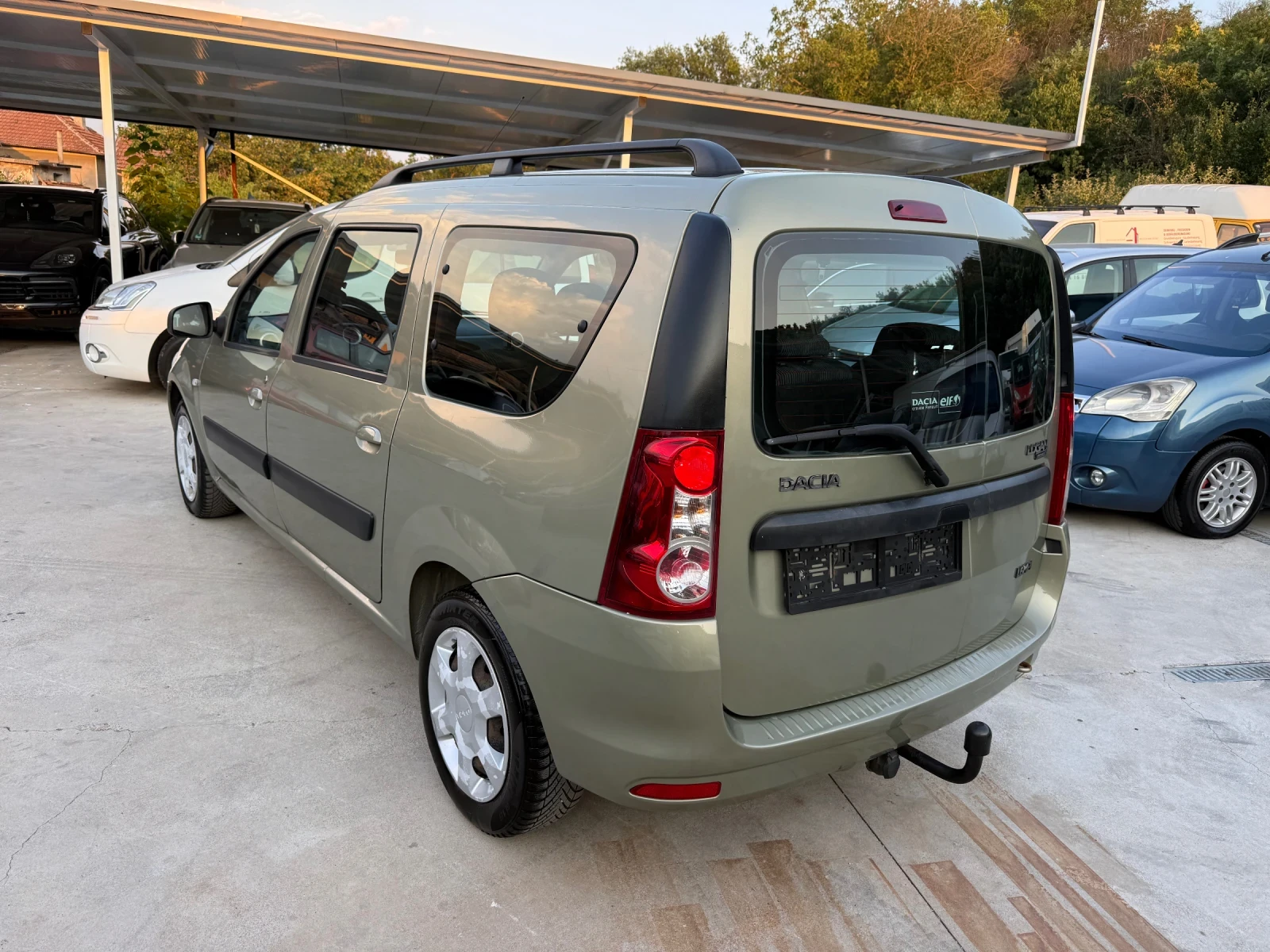 Dacia Logan 1.6MPI ЛИЗИНГ, снимка 5 - Автомобили и джипове - 55644085