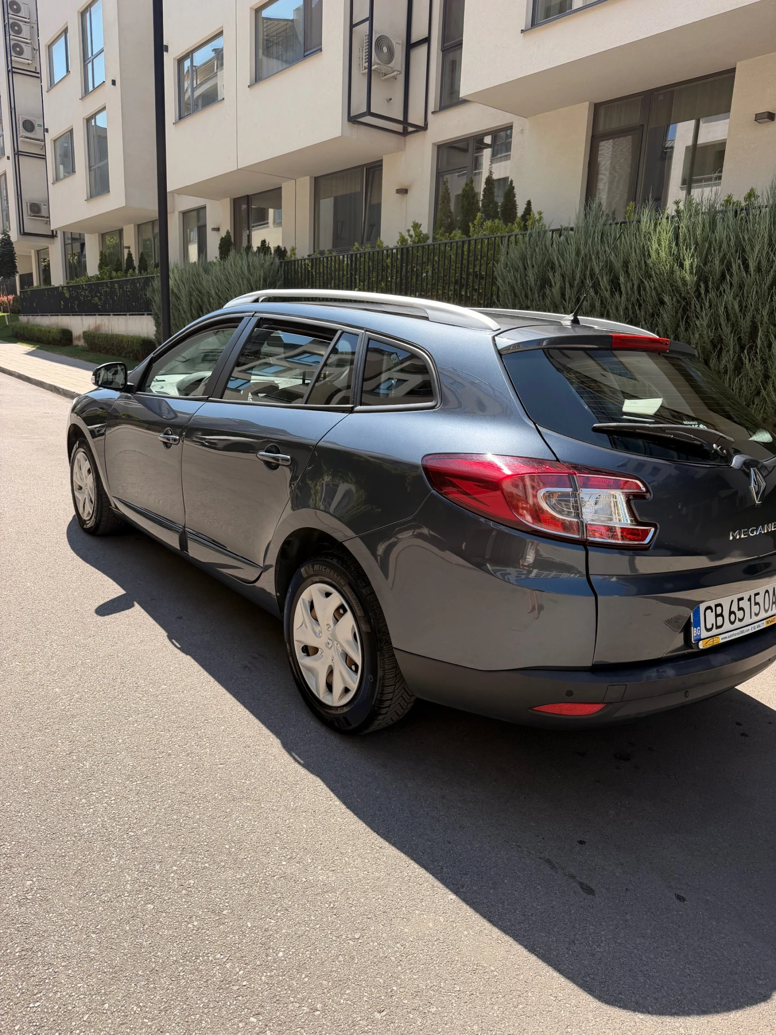 Renault Megane, снимка 2 - Автомобили и джипове - 55692509