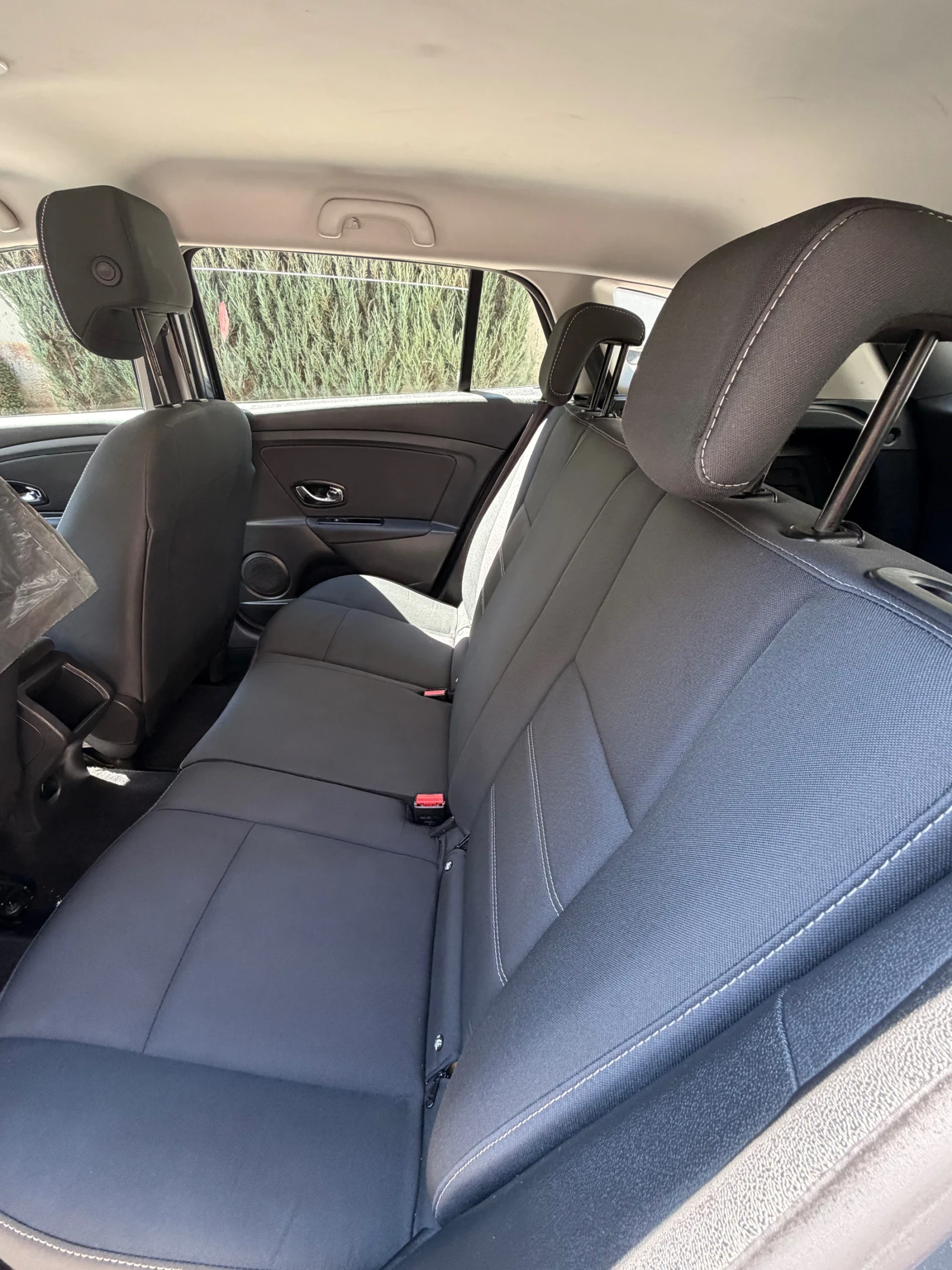 Renault Megane, снимка 5 - Автомобили и джипове - 55692509