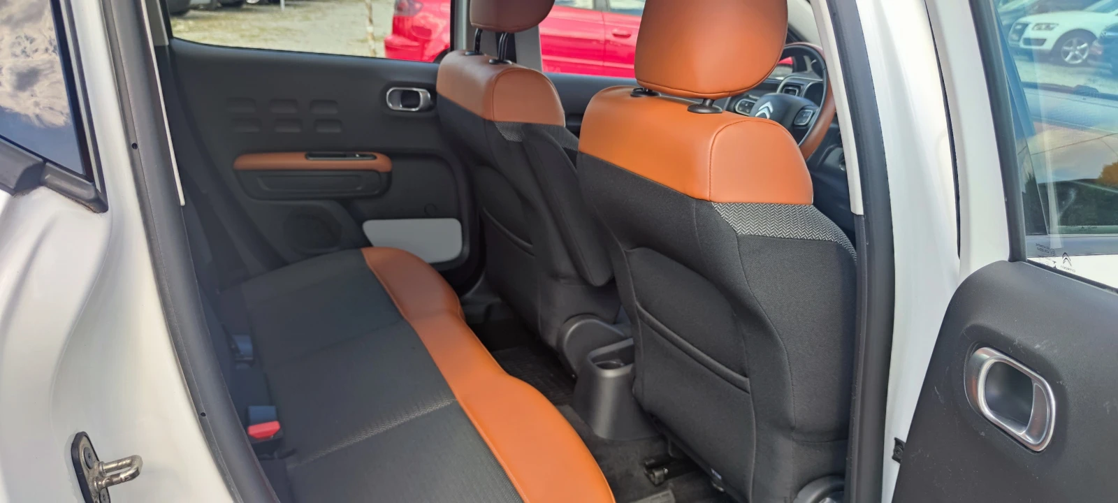 Citroen C3 1.2i, снимка 10 - Автомобили и джипове - 55746857
