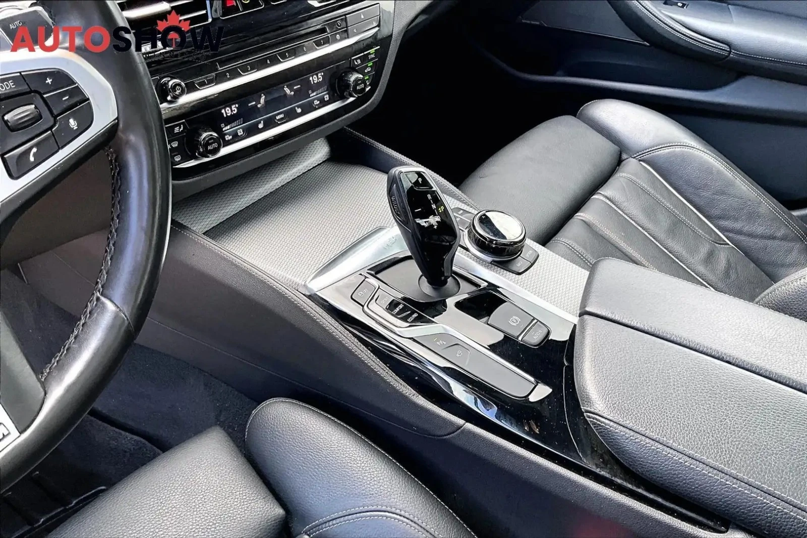 BMW 540 xDrive Premium pkg ЦЕНА ДО БЪЛГАРИЯ АВТОКРЕДИТ, снимка 14 - Автомобили и джипове - 55900650