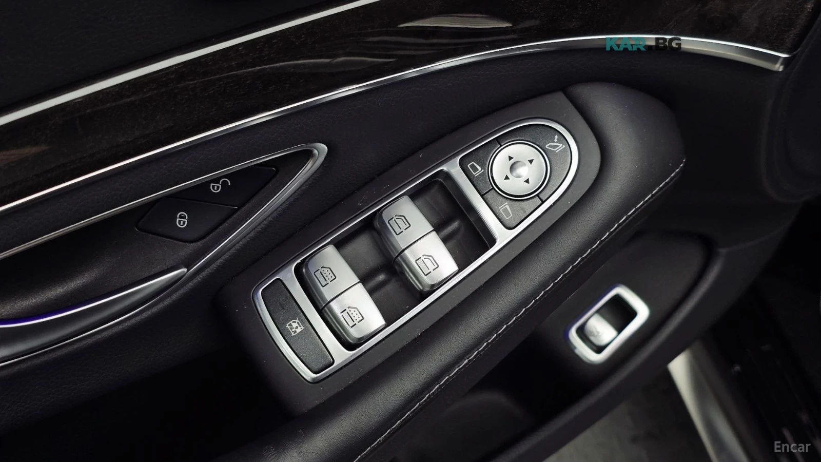 Mercedes-Benz S 63 AMG 4MATIC* HUD* 360* МАСАЖИ* ОБДУХ* ПАНО, снимка 13 - Автомобили и джипове - 55982448