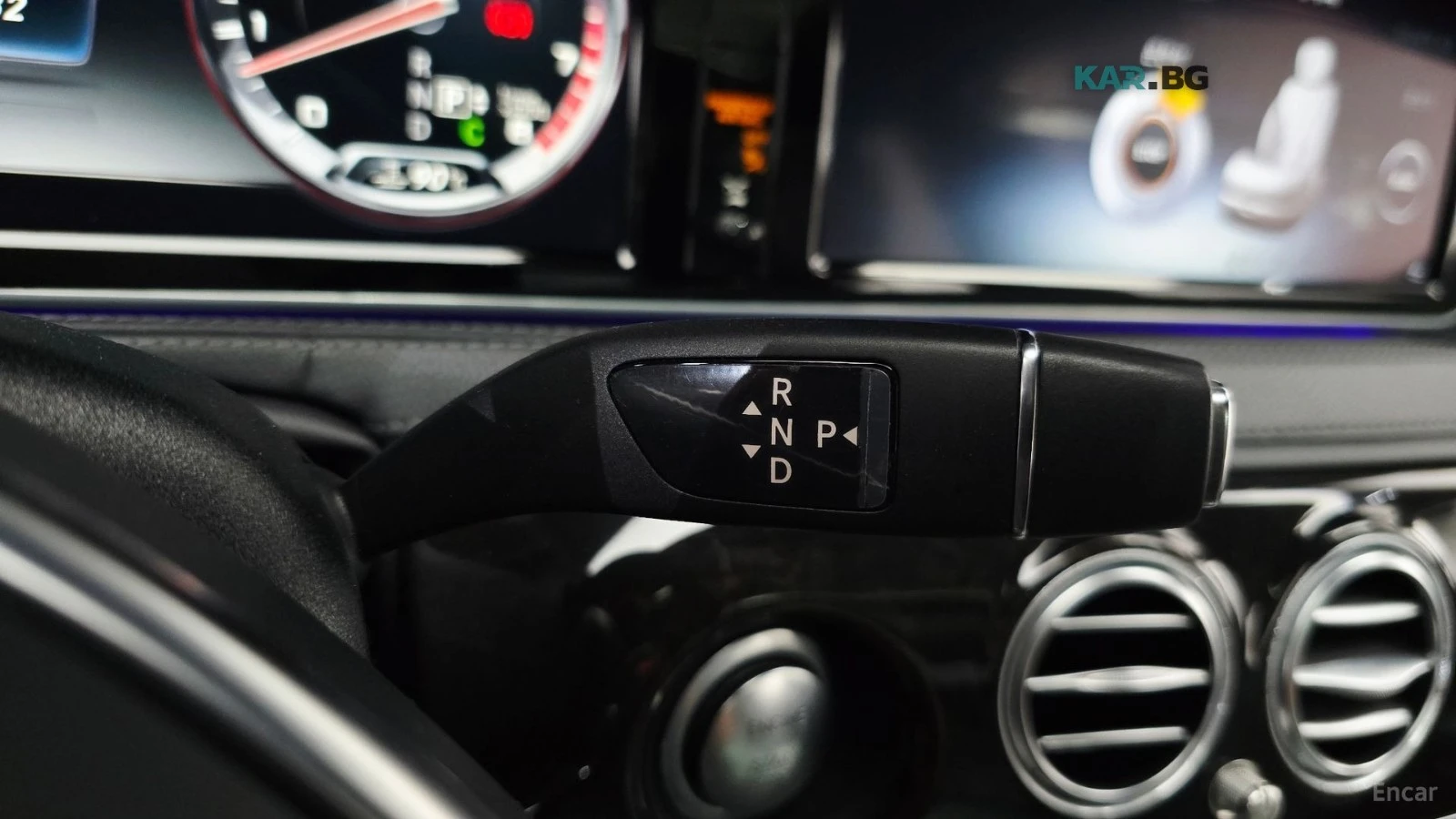 Mercedes-Benz S 63 AMG 4MATIC* HUD* 360* МАСАЖИ* ОБДУХ* ПАНО, снимка 7 - Автомобили и джипове - 55982448