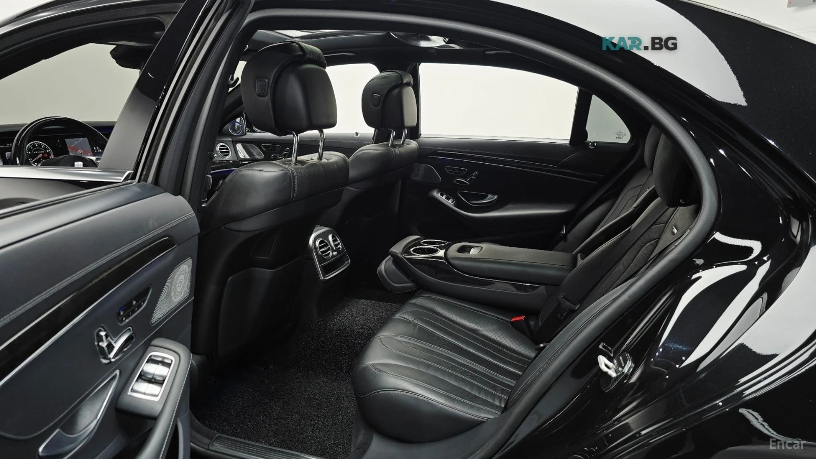 Mercedes-Benz S 63 AMG 4MATIC* HUD* 360* МАСАЖИ* ОБДУХ* ПАНО, снимка 9 - Автомобили и джипове - 55982448