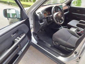 Honda Cr-v 2.0i -VTEC * НАВИ* 4X4- * ТЕГЛИЧ * ФЕЙСЛИФТ , снимка 16