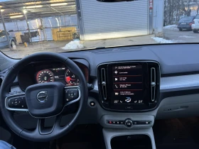 Volvo XC40 Momentum, снимка 13