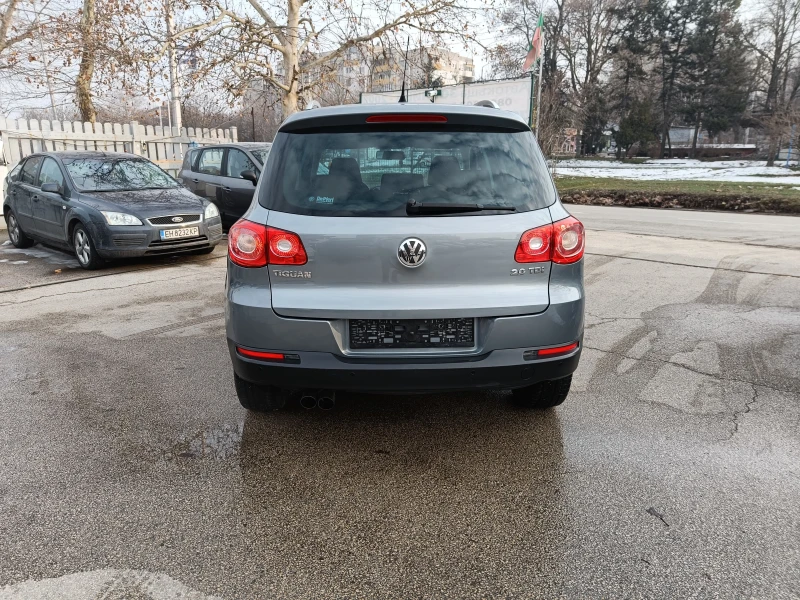 VW Tiguan 2.0 BARTER 140, снимка 6 - Автомобили и джипове - 49291617