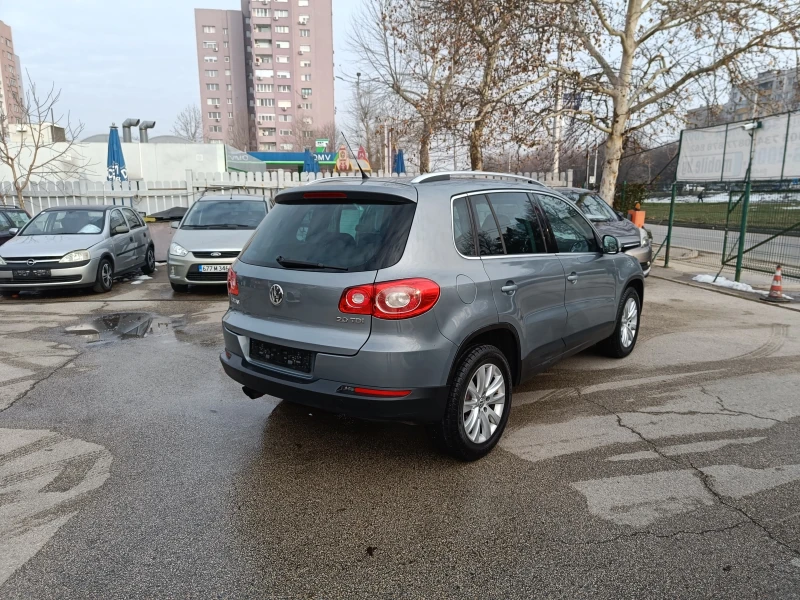 VW Tiguan 2.0 BARTER 140, снимка 5 - Автомобили и джипове - 49291617