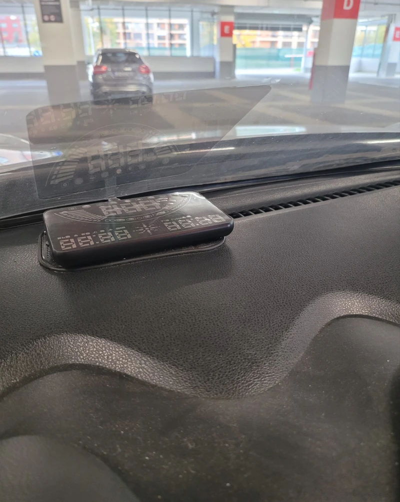 Nissan Juke, снимка 4 - Автомобили и джипове - 52280733