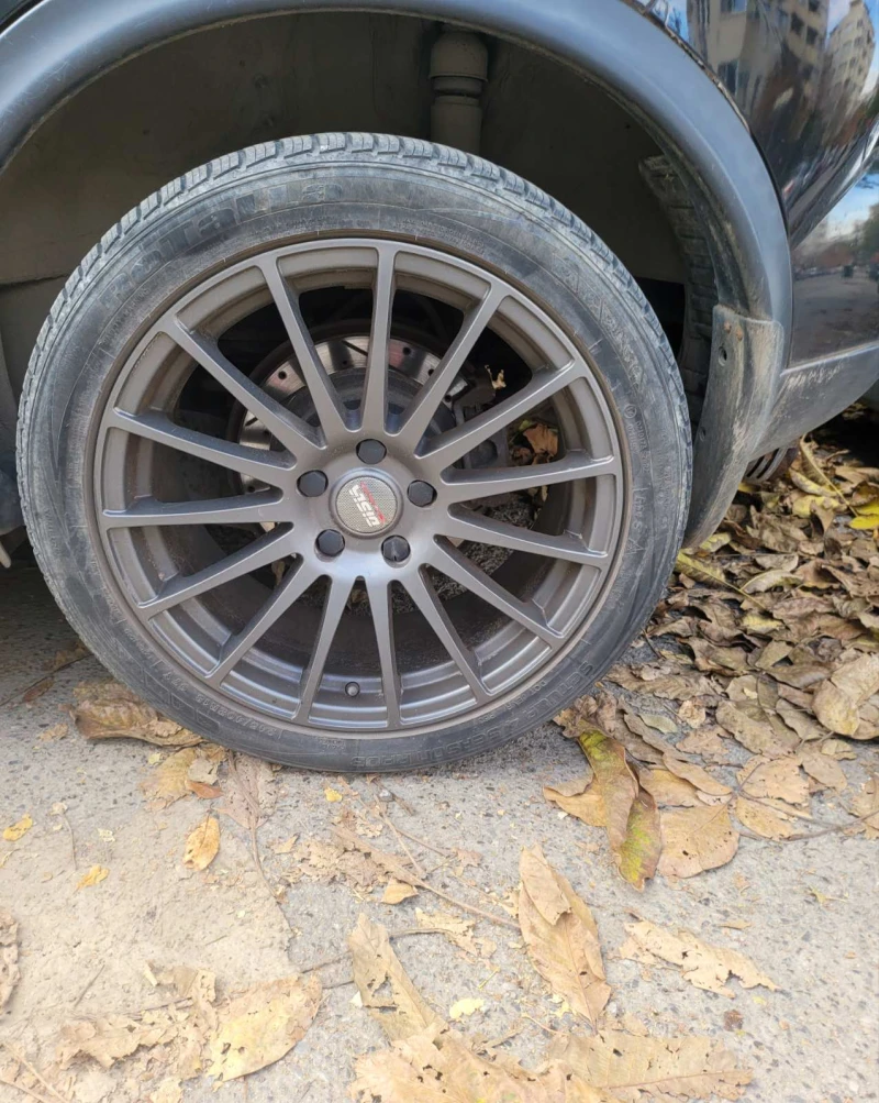 Nissan Juke, снимка 17 - Автомобили и джипове - 52280733