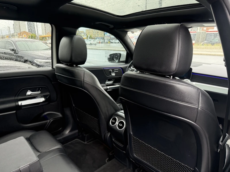 Mercedes-Benz GLB  PREMIUM | PANO | APPLE CARPLAY, снимка 4 - Автомобили и джипове - 52936198