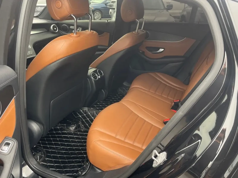 Mercedes-Benz GLC 300 PROMO DEAL!, снимка 8 - Автомобили и джипове - 53101112