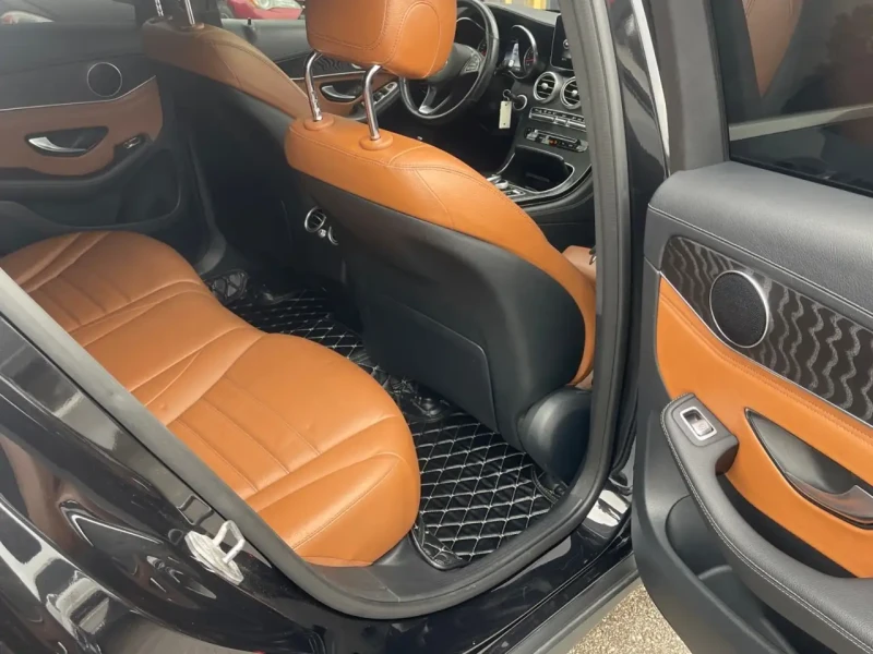 Mercedes-Benz GLC 300 PROMO DEAL!, снимка 9 - Автомобили и джипове - 53101112