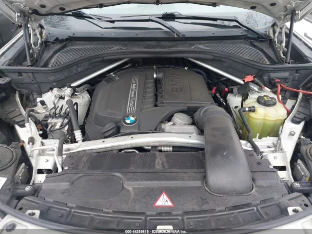 BMW X6 SDRIVE35I* Кожа* ПАНО* Keyless* Клип на мотор, снимка 13 - Автомобили и джипове - 53744902
