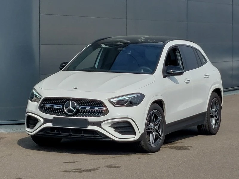 Mercedes-Benz GLA 200 AMG Line Автоматик Навигация 