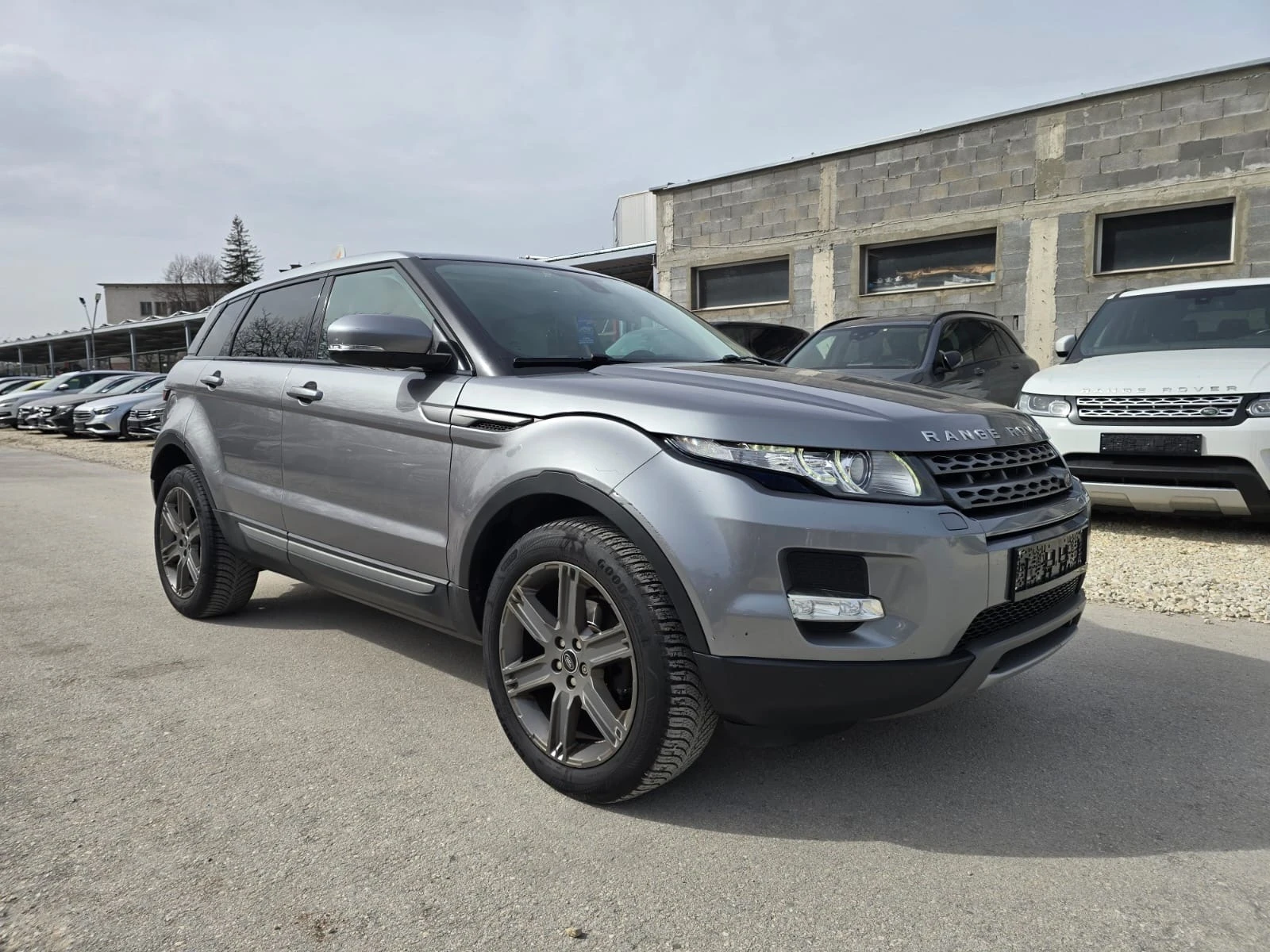 Land Rover Range Rover Evoque 2.2d - 190к.с. - 4Х4 - изображение 2