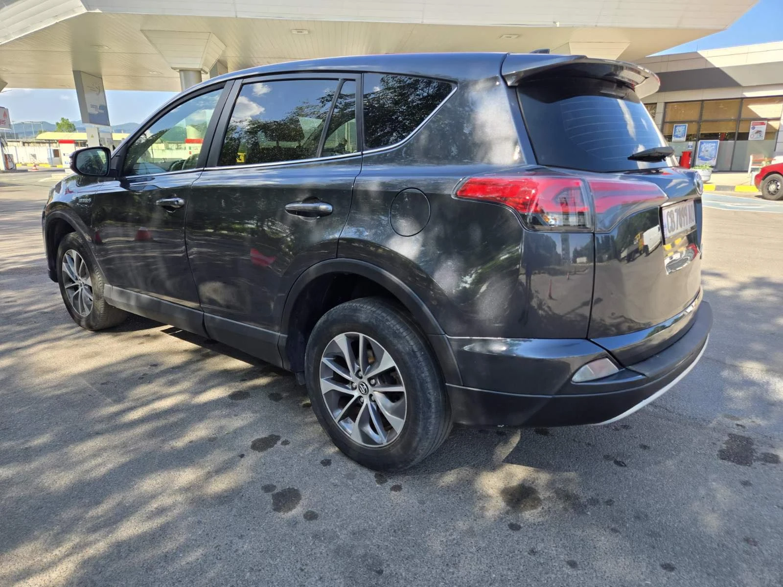 Toyota Rav4 Hybrid* 2.5*  - изображение 5