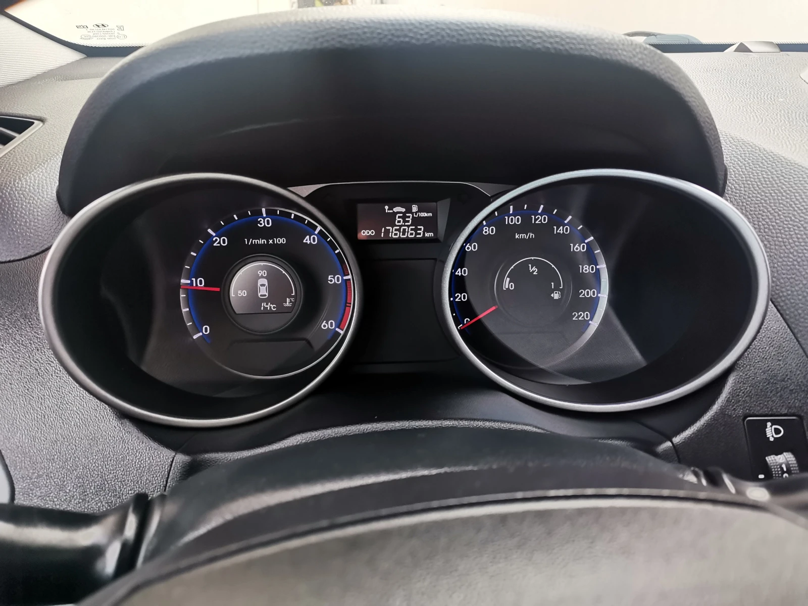 Hyundai IX35 1, 7cdti фейс, снимка 13 - Автомобили и джипове - 54654315