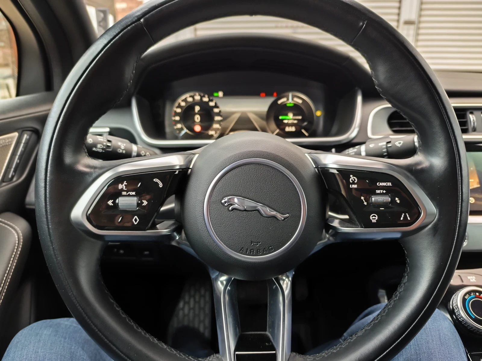 Jaguar I-Pace 90kWh, снимка 6 - Автомобили и джипове - 54715359