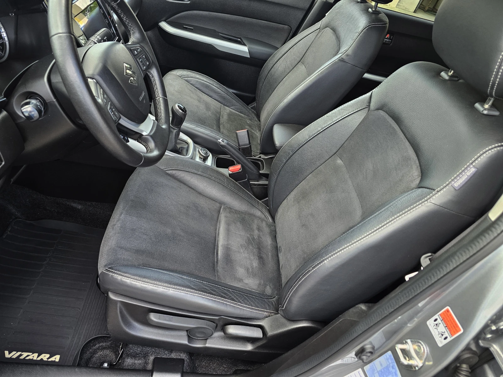 Suzuki Vitara 1.6i 4x4 AllGrip FULL OPTIONAL, снимка 10 - Автомобили и джипове - 54738744