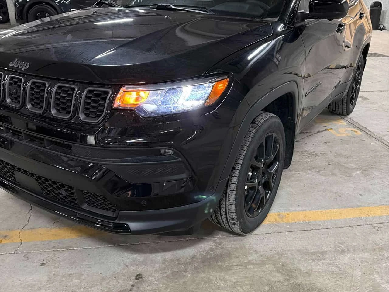 Jeep Compass Altitude| DISTRONIC| 360| CARFAX| АВТОКРЕДИТ, снимка 2 - Автомобили и джипове - 54744845