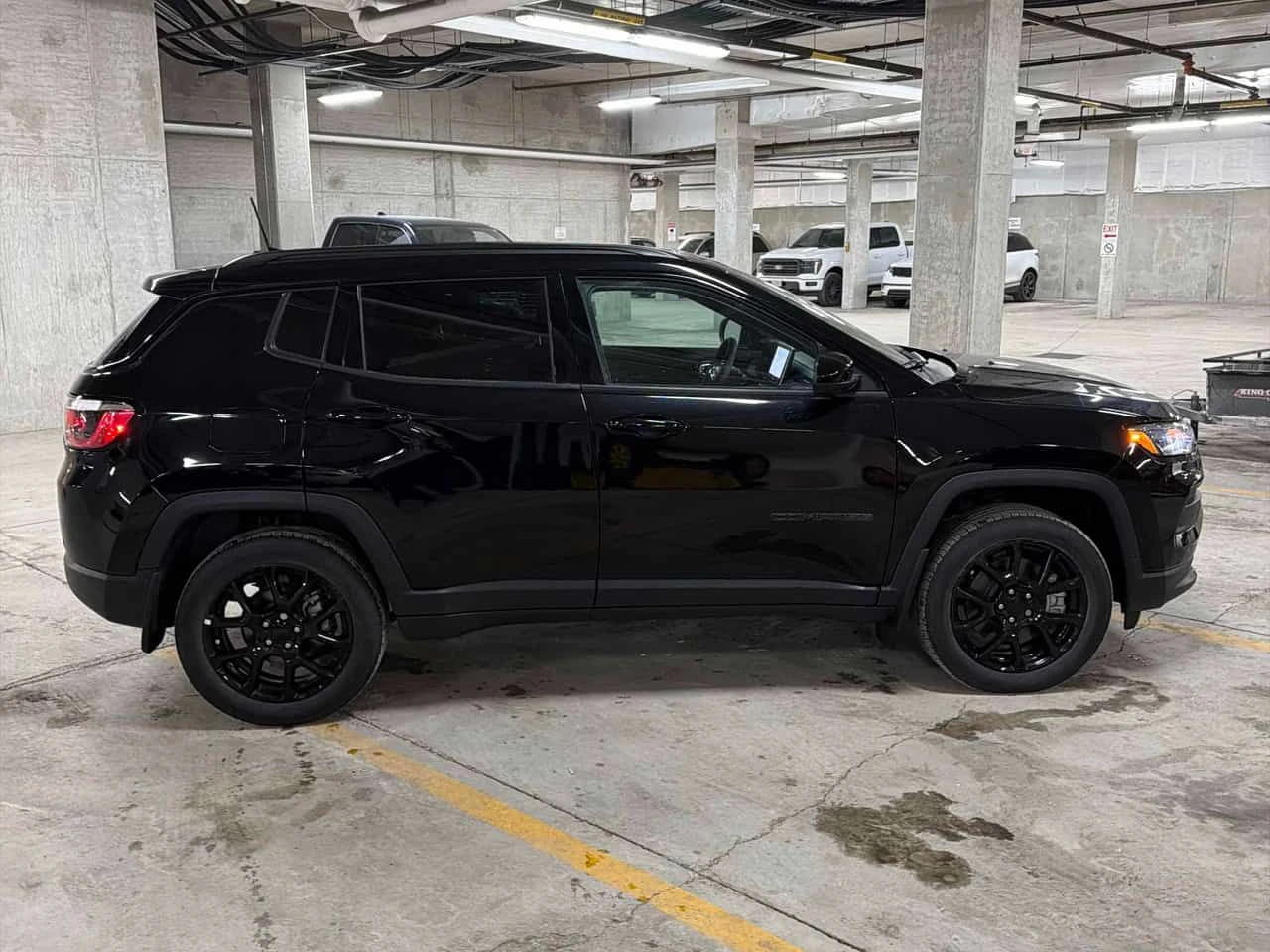 Jeep Compass Altitude| DISTRONIC| 360| CARFAX| АВТОКРЕДИТ, снимка 10 - Автомобили и джипове - 54744845