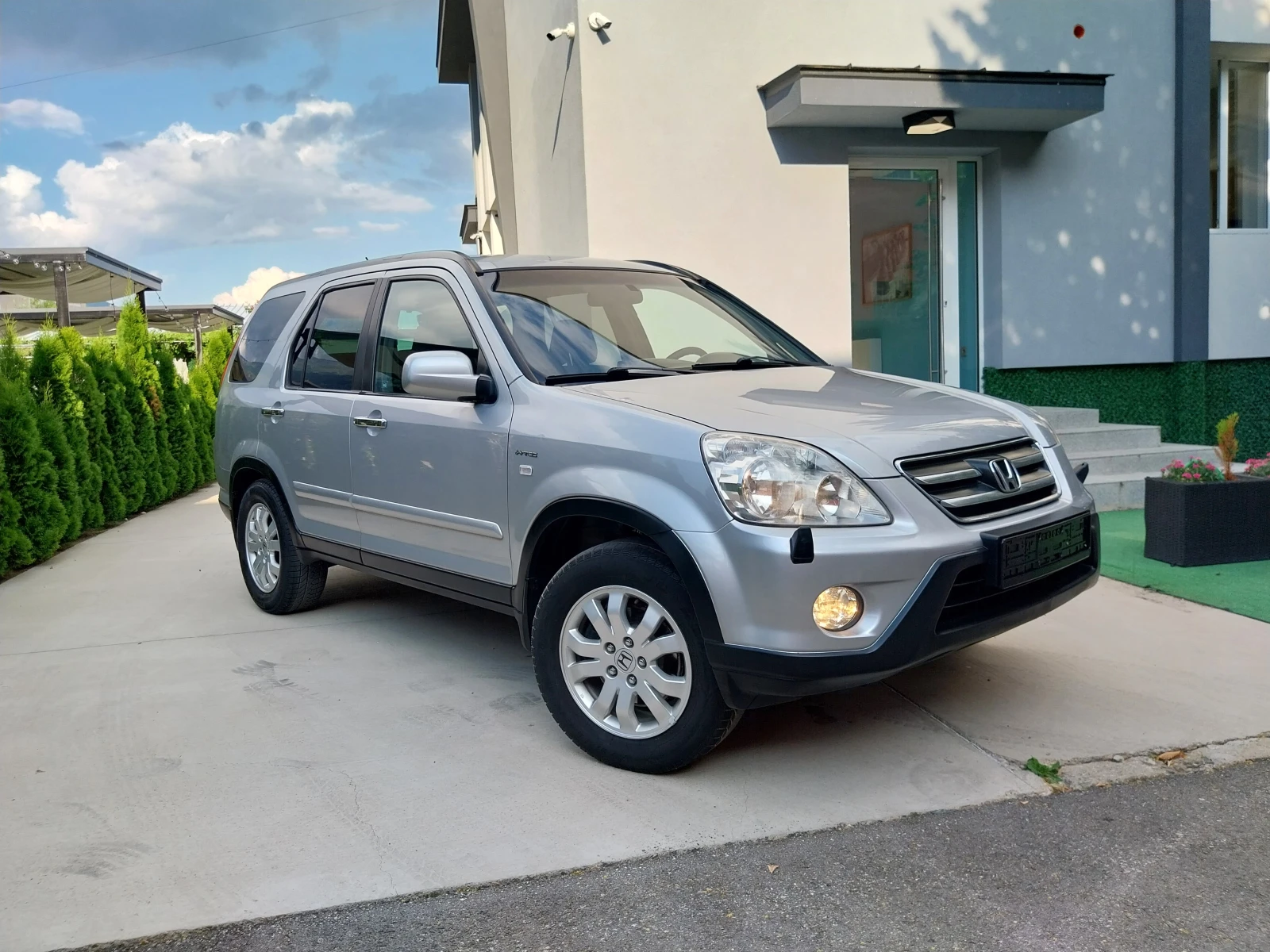Honda Cr-v 2.0i -VTEC * НАВИ* 4X4- * ТЕГЛИЧ * ФЕЙСЛИФТ , снимка 4 - Автомобили и джипове - 55002775