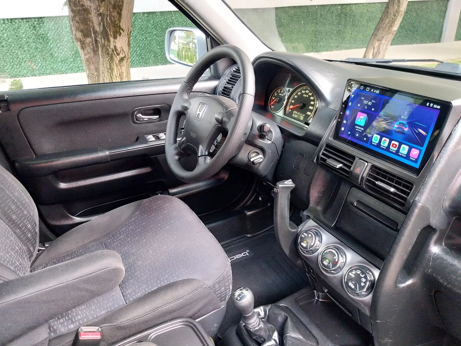 Honda Cr-v 2.0i -VTEC * НАВИ* 4X4- * ТЕГЛИЧ * ФЕЙСЛИФТ , снимка 2 - Автомобили и джипове - 55002775