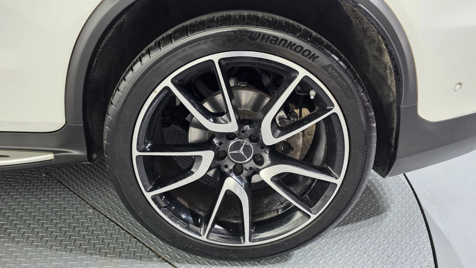 Mercedes-Benz GLC 43 AMG 360* HUD* BURMASTER* DYNAMICA* KEYLESS* КРАЙНА ЦЕН, снимка 6 - Автомобили и джипове - 55126944