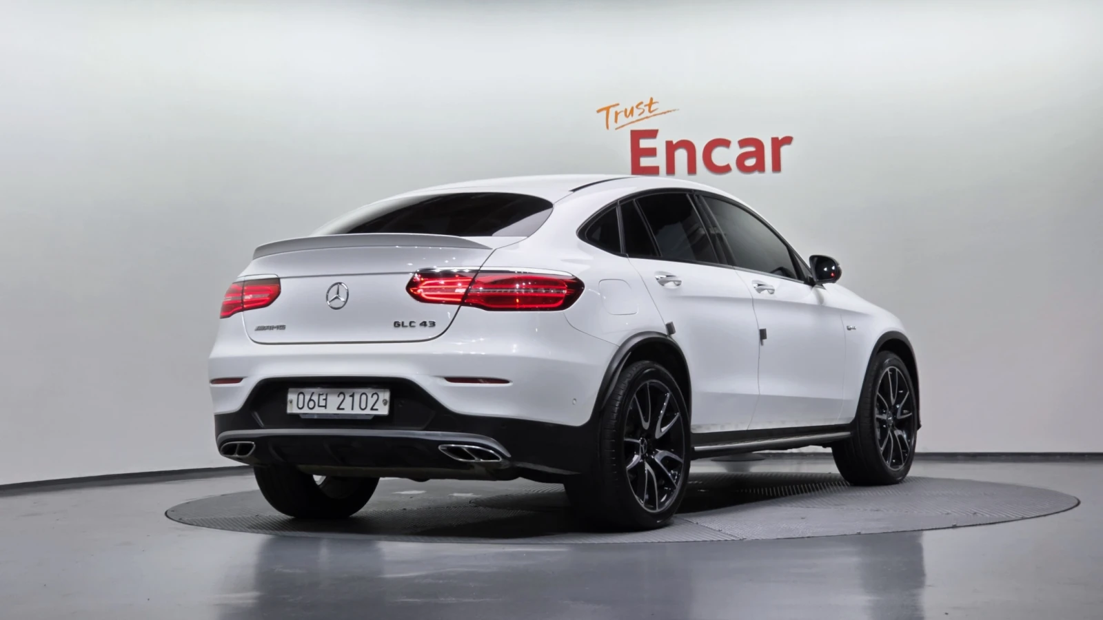 Mercedes-Benz GLC 43 AMG 360* HUD* BURMASTER* DYNAMICA* KEYLESS* КРАЙНА ЦЕН, снимка 3 - Автомобили и джипове - 55126944
