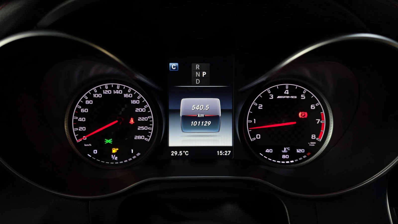Mercedes-Benz GLC 43 AMG 360* HUD* BURMASTER* DYNAMICA* KEYLESS* КРАЙНА ЦЕН, снимка 9 - Автомобили и джипове - 55126944