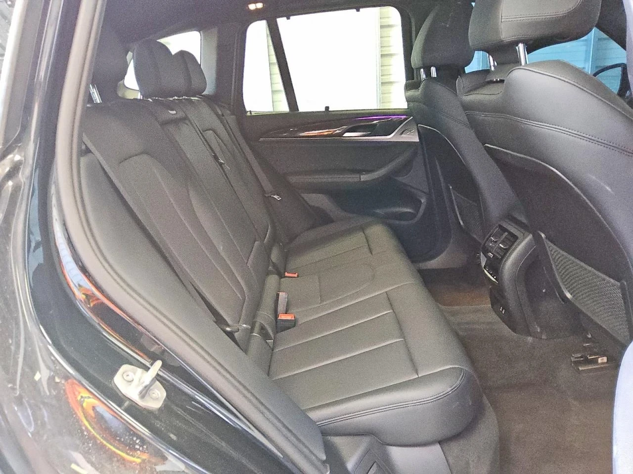 BMW X3 30i xDrive | iDrive 7 | Ambient | Digital | PANO , снимка 4 - Автомобили и джипове - 55269062