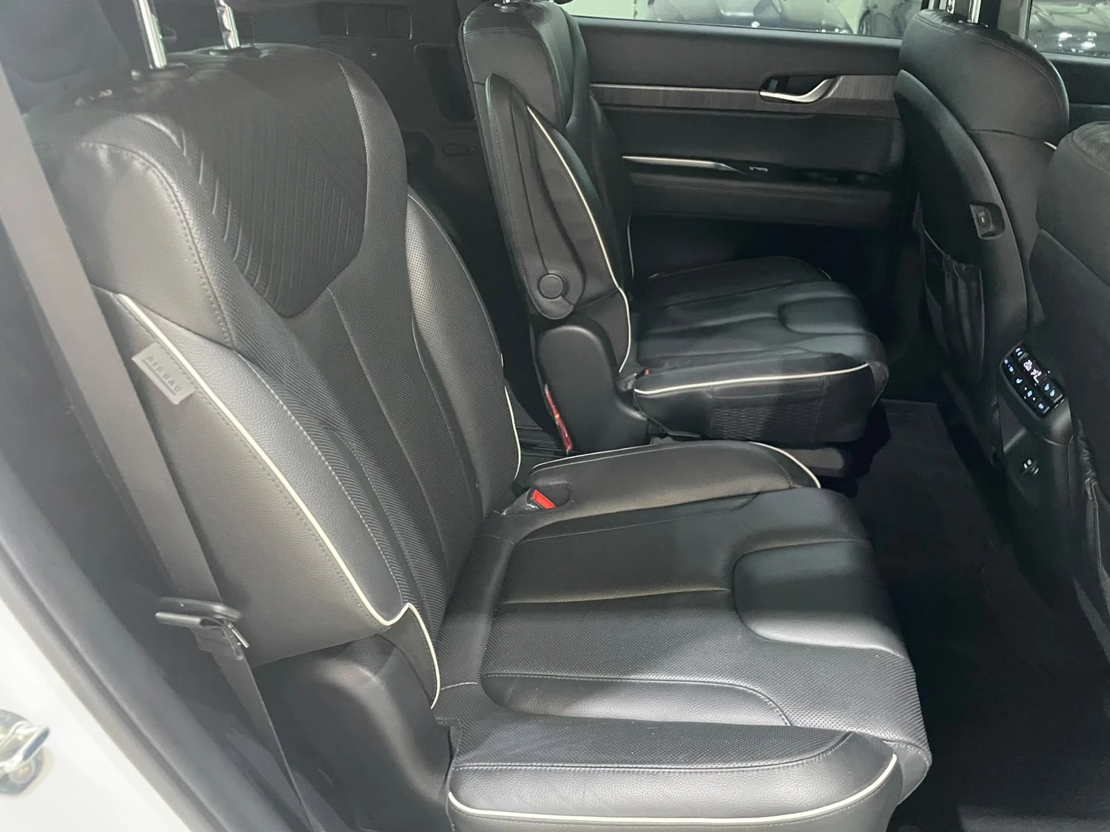 Hyundai Palisade 3.8 ! 4WD ! 6+ 1 ! Prestige !, снимка 13 - Автомобили и джипове - 55281444