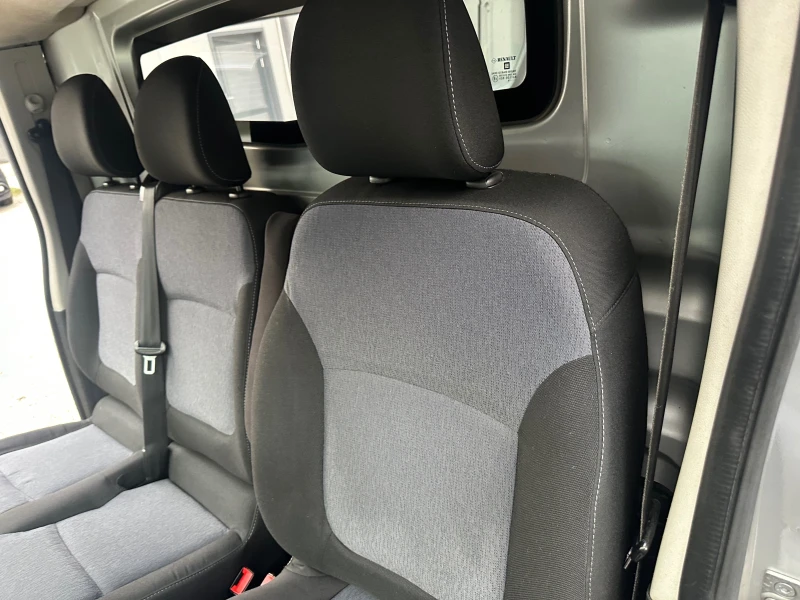 Opel Vivaro DIESEL* TOP* KLIMATIK* EVRO5, снимка 12 - Бусове и автобуси - 52071539