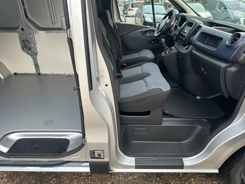 Opel Vivaro DIESEL* TOP* KLIMATIK* EVRO5, снимка 14 - Бусове и автобуси - 52071539