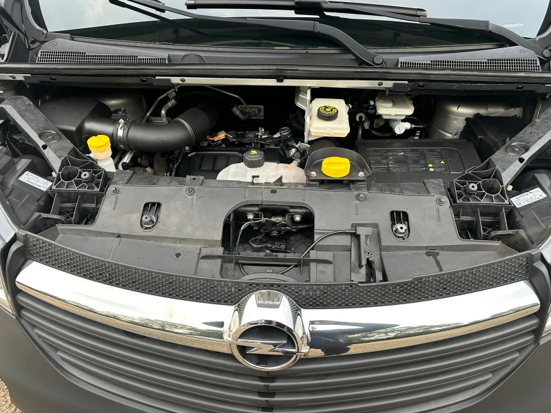 Opel Vivaro DIESEL* TOP* KLIMATIK* EVRO5, снимка 15 - Бусове и автобуси - 52071539