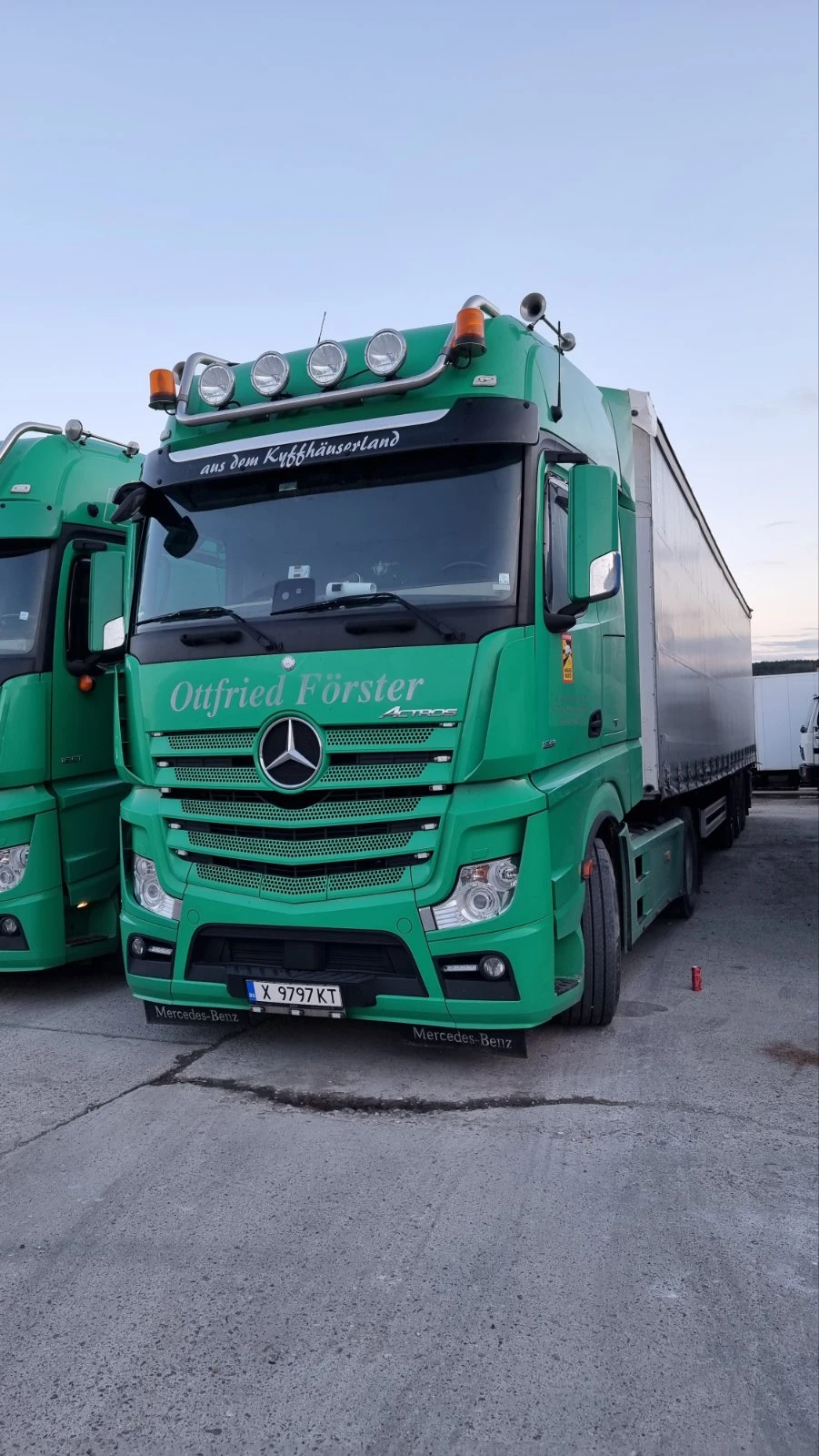 Mercedes-Benz Actros 1851 - изображение 4