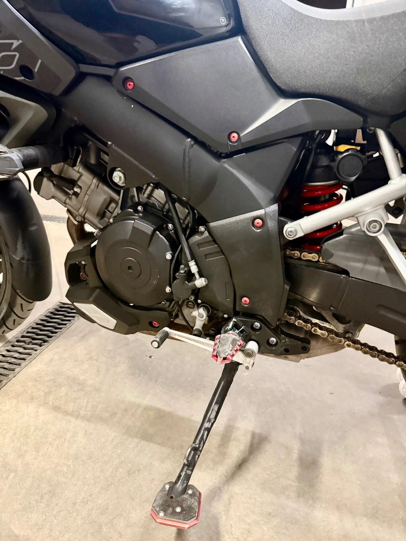 Suzuki V-strom Като нов, снимка 7 - Мотоциклети и мототехника - 54308304