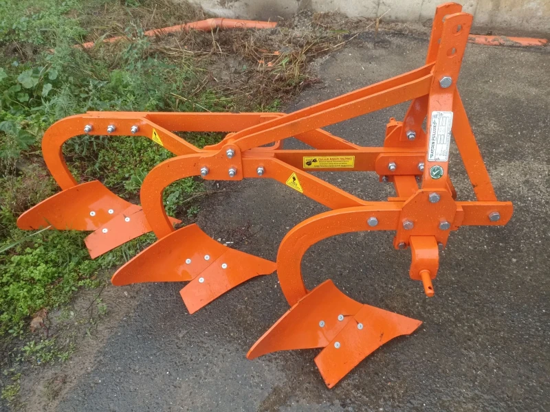 Плуг UNLU AYDIN, ALPLER, AFYON, UNLU и др. , снимка 10 - Селскостопанска техника - 35142015