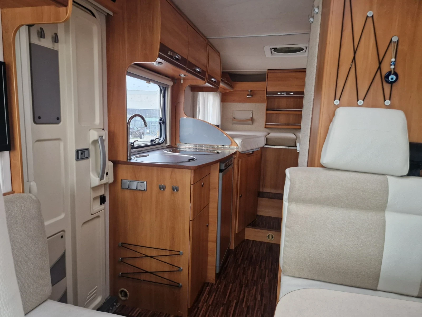 ������ HYMER / ERIBA �� 562 | Mobile.bg � ����������� 17